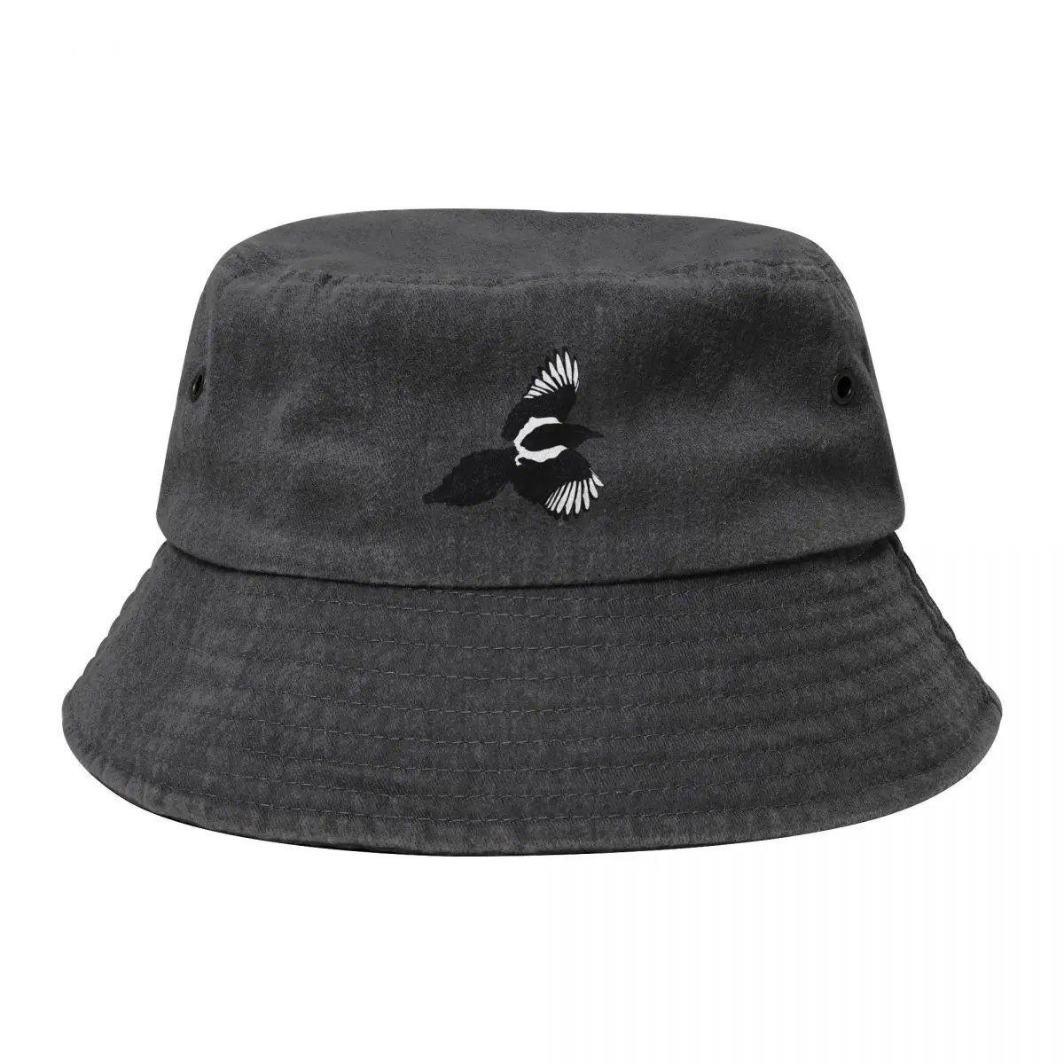 

Magpie in flight Bucket Hat Hat Man Luxury Luxury Cap fashionable Men's Caps Women's