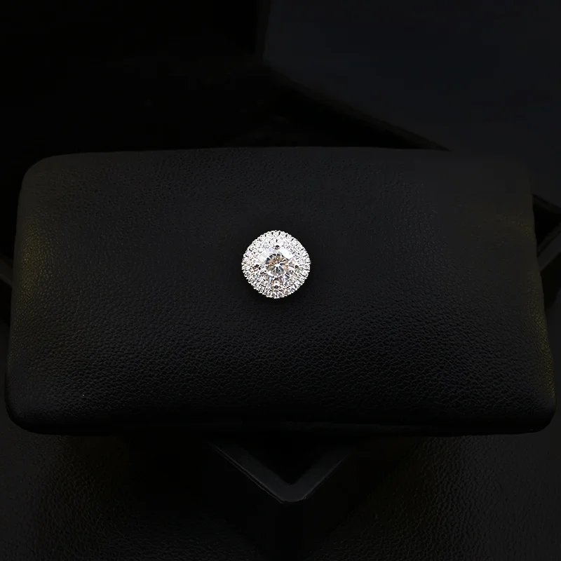 

Invisible Snap Button Anti-Exposure Small Brooch Exquisite Luxury Fixed Clothes Collar Pin V-neck Sweet Rhinestone Jewelry 1738
