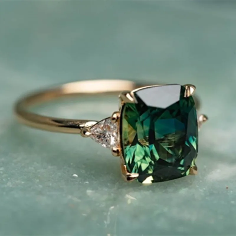Elegant Ring Women Fashion Gold Color Inlaid Green Zircon Wedding