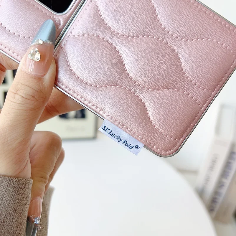 Wavy Pattern Leather Phone Case For Oppo Find N3 Flip Protective_voghion.com
