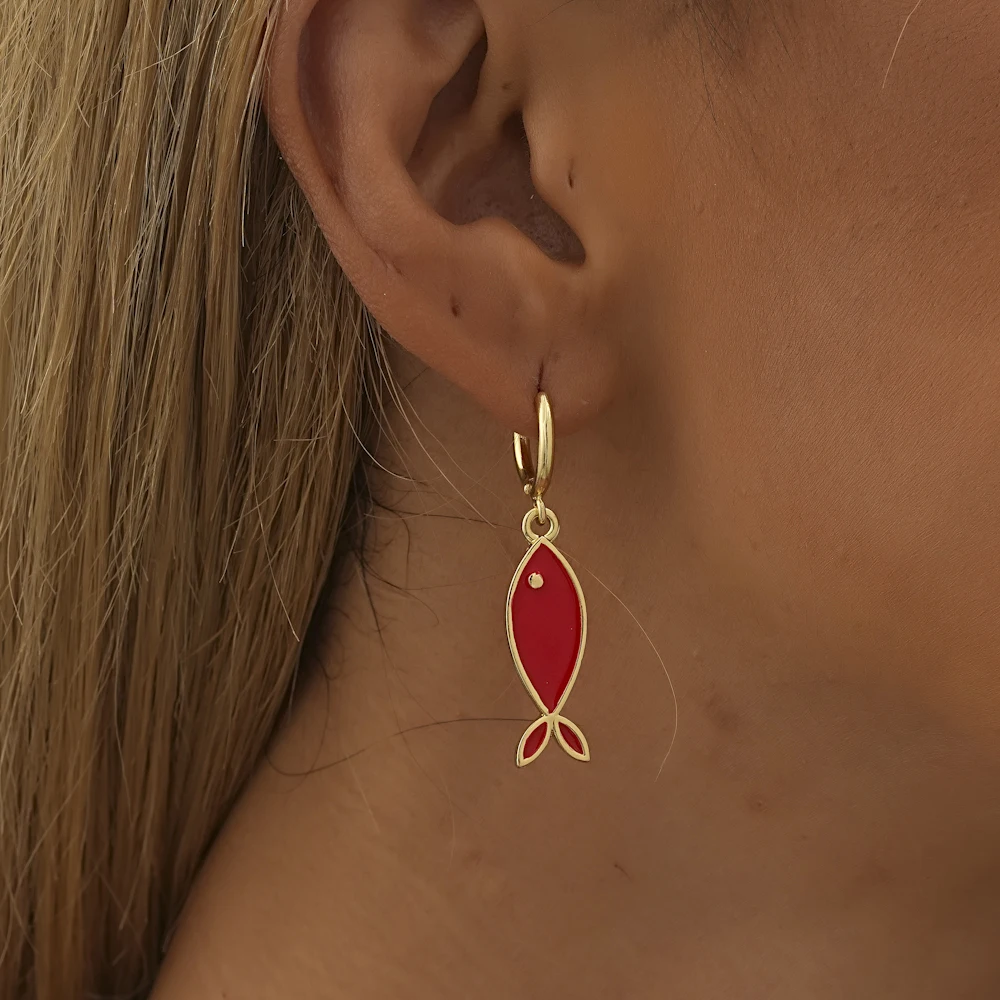 

2023 New Creative Fashion Drip Oil Fish Shaped Pendant Earrings For Women Trendy Charm Ladies Birthday Gift Jewelry Wholesale