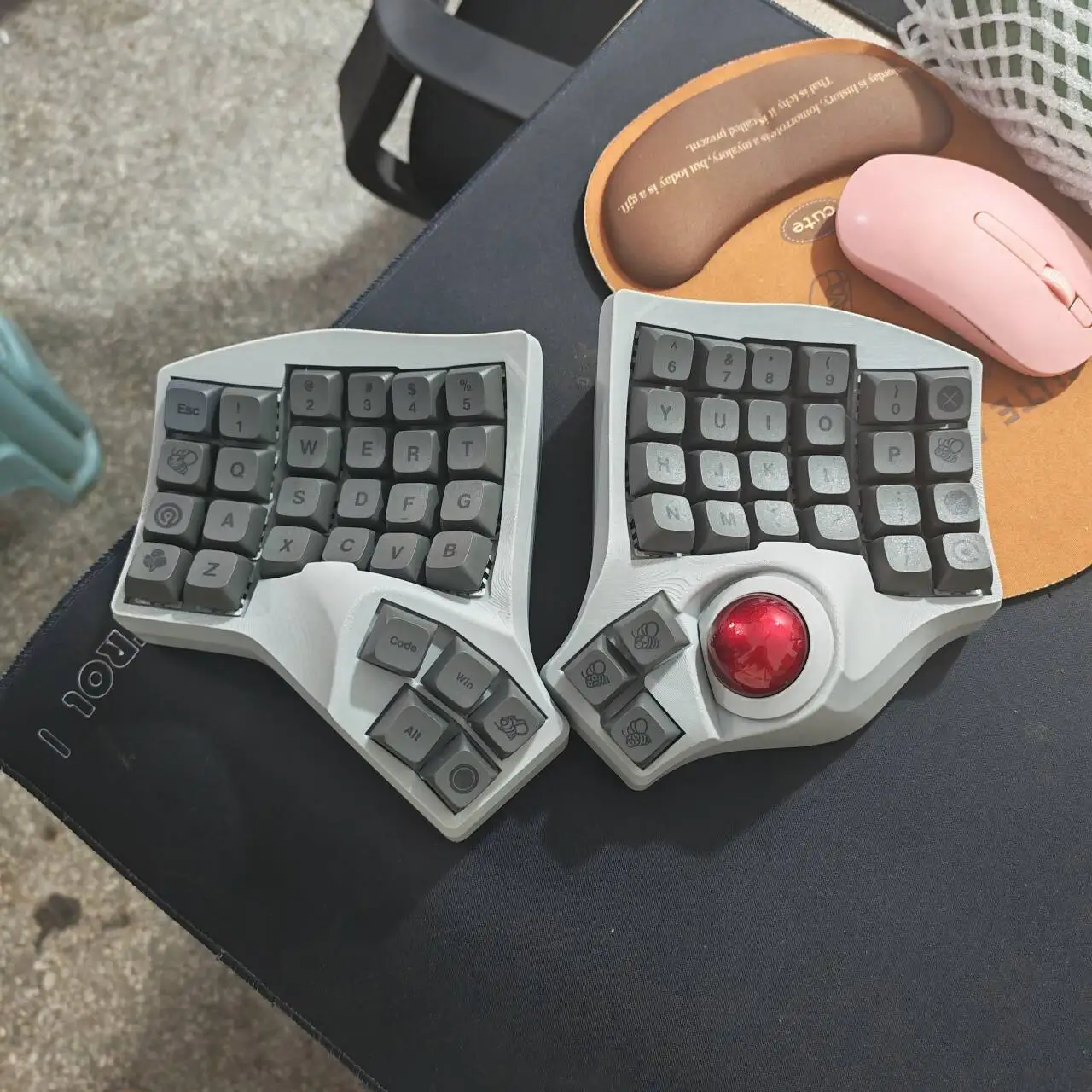 Charybdis 4x6 完成品 無線化 Bluetooth ブラック Charybdis 4x6 完成品 無線化 Bluetooth ブラック - メルカリ