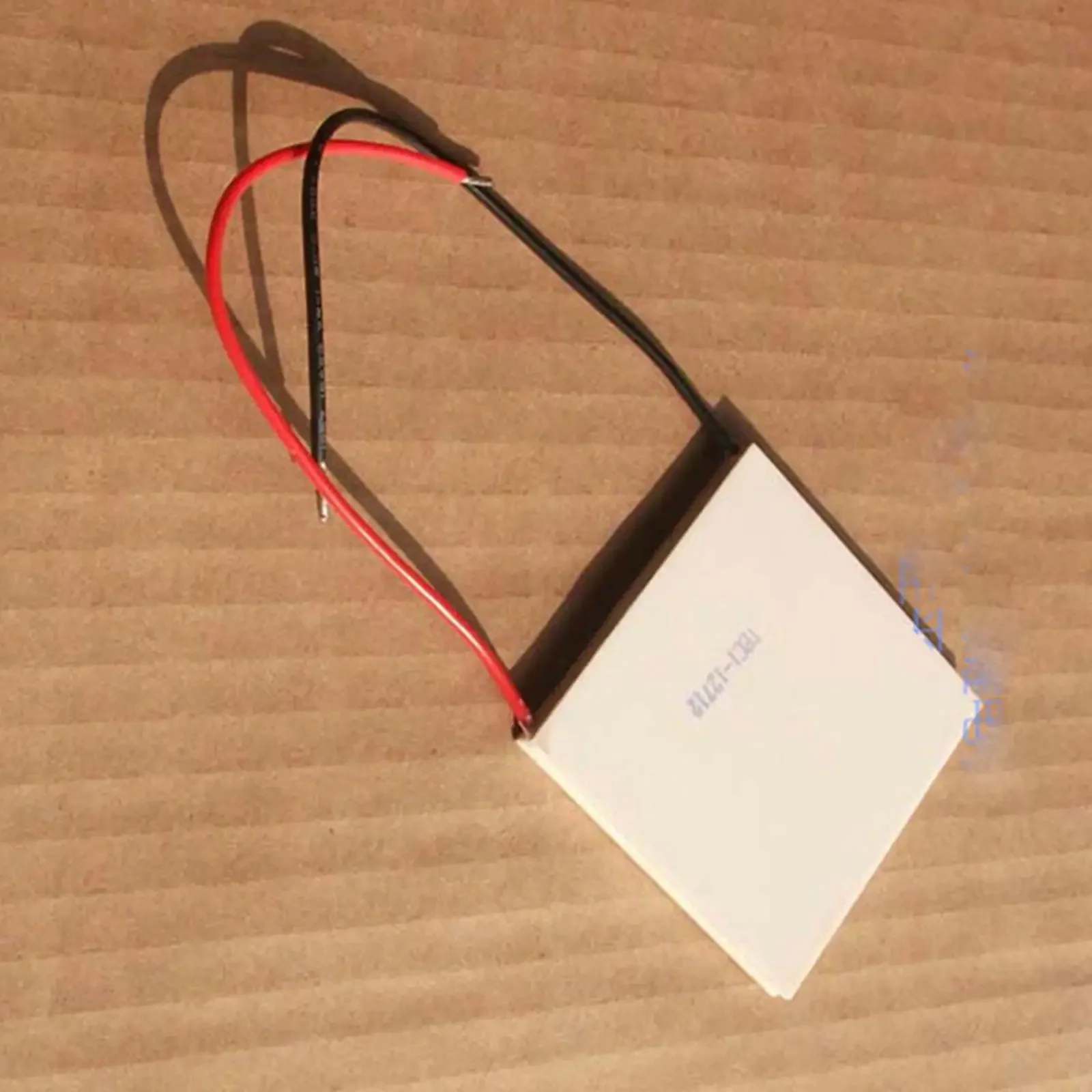 62x62x5.0mm 12A 16V 102W TEC1-12712 Thermoelectric Cooler Peltier Heatsink