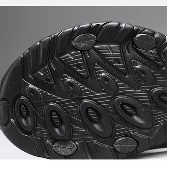 Trendy Sandals for Men Summer Outdoor Wear Youth Beach Shoes Non-Sip Wear-resistant Slippers Man Dual-purpose Driving Sandals 2