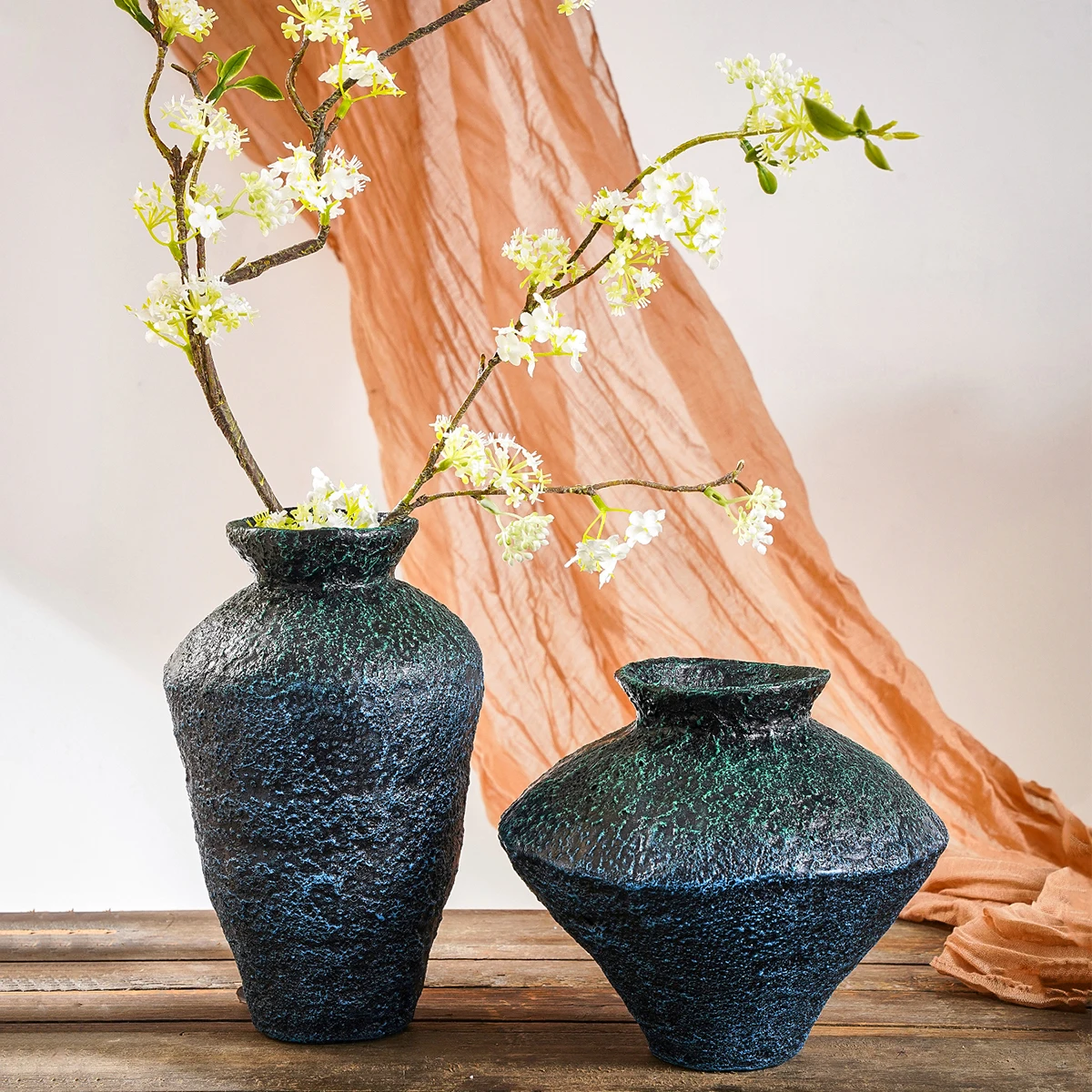 1PC, a retro earthenware jar shaped decorative vase, a retro style blue-green resin material decorative vase