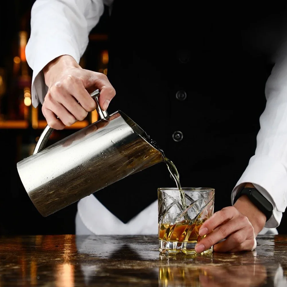 1/1.5/2L Stainless Steel Pitcher Pot for Bar Hotel KTV Restaurant Fantastic Kitchen Cold Water Wine Juice Water Jug