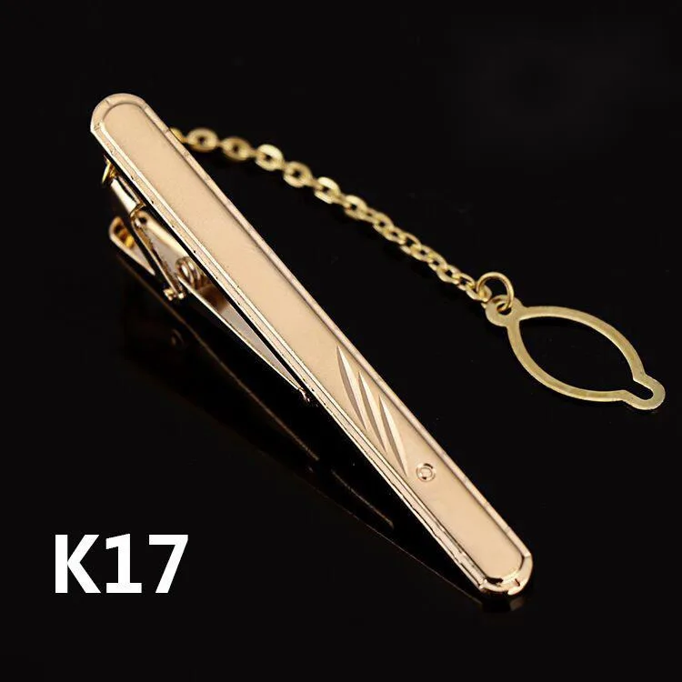 Tie clip made of copper material for rust prevention, paired with business suit and formal attire_voghion.com