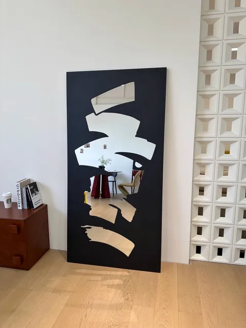 Voidline Mirror 1 Voidline Mirror 1