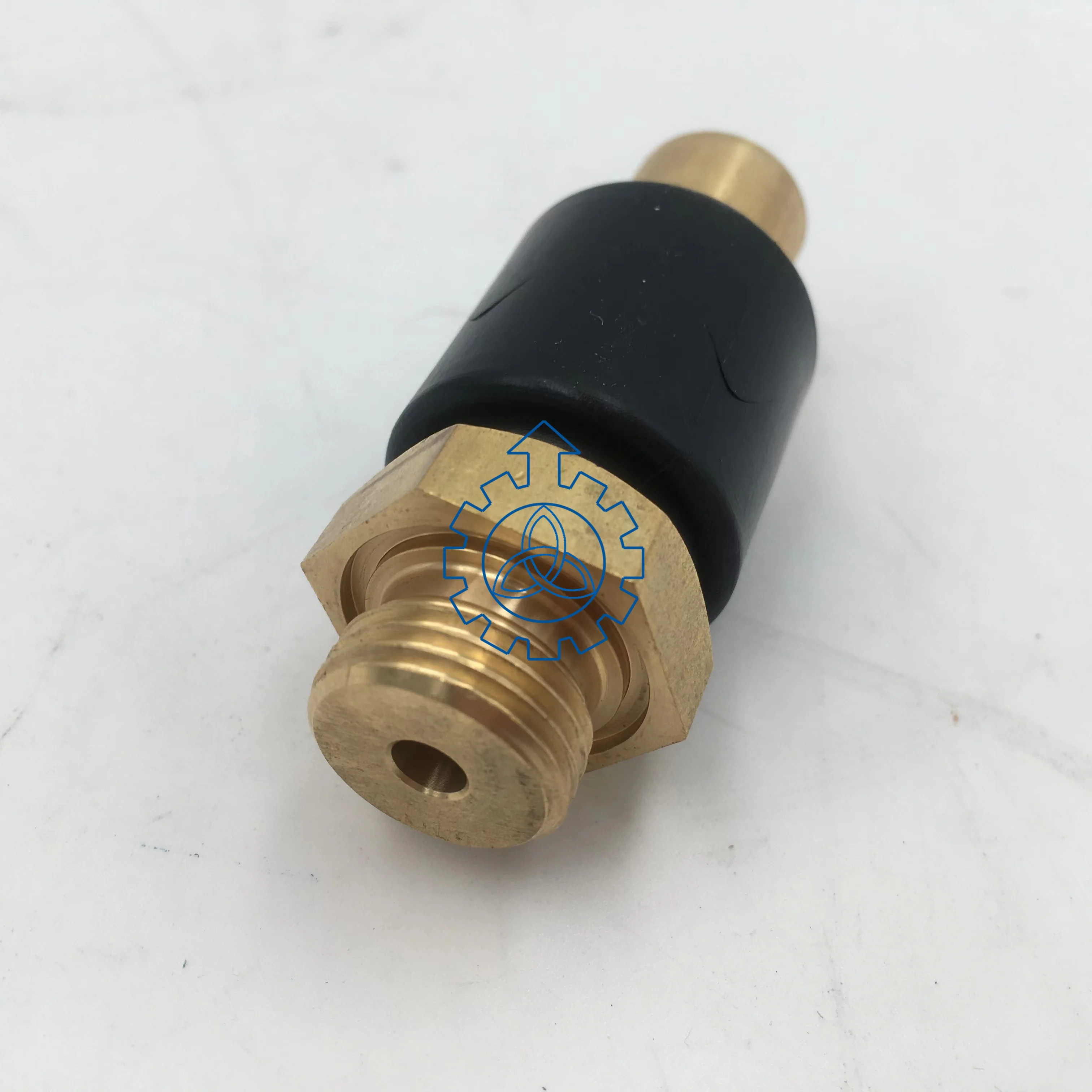 Truck sapare parts EuCrown high quality 85122895 1607454 1591738 20941236 Safety valve for Volvo