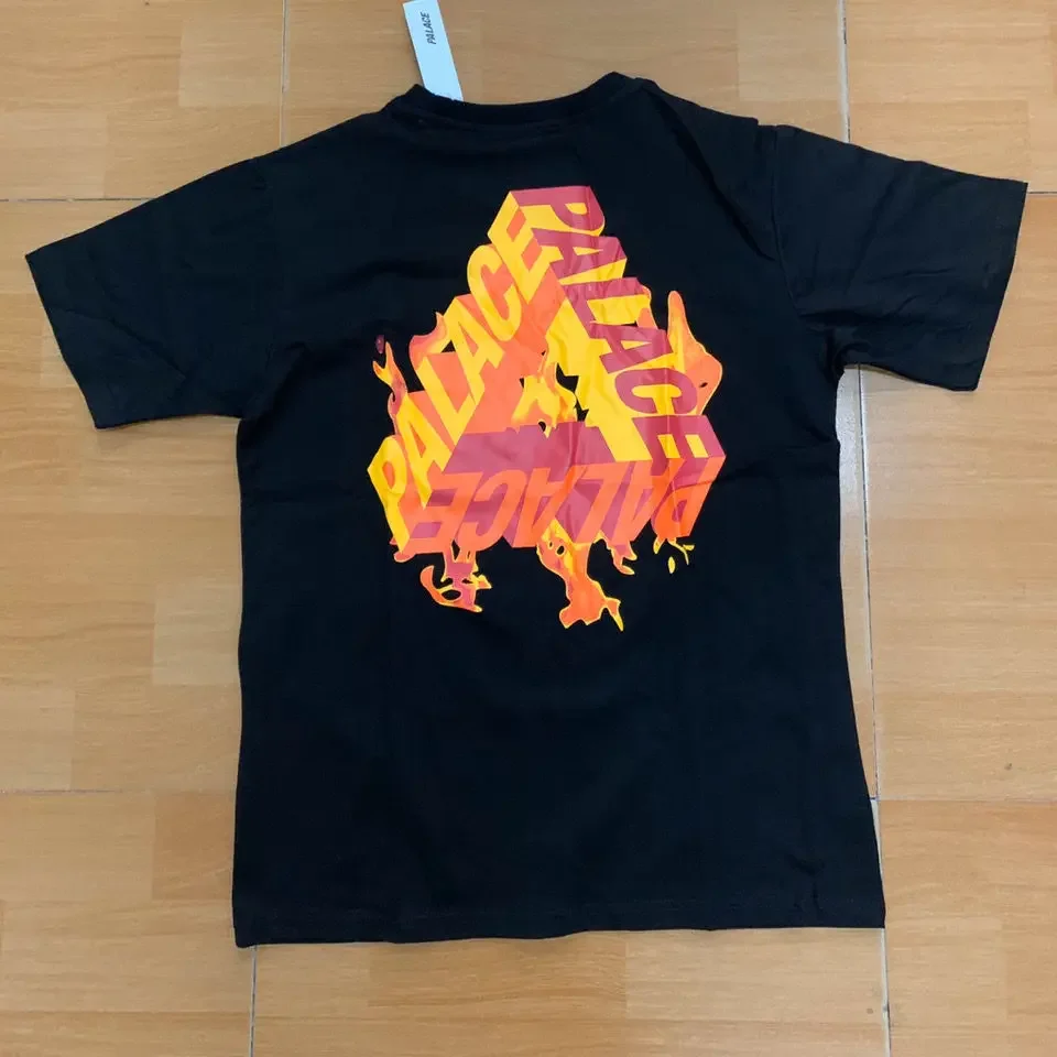 Рисунок 2 - Футболка мужская и женская с принтом пламени