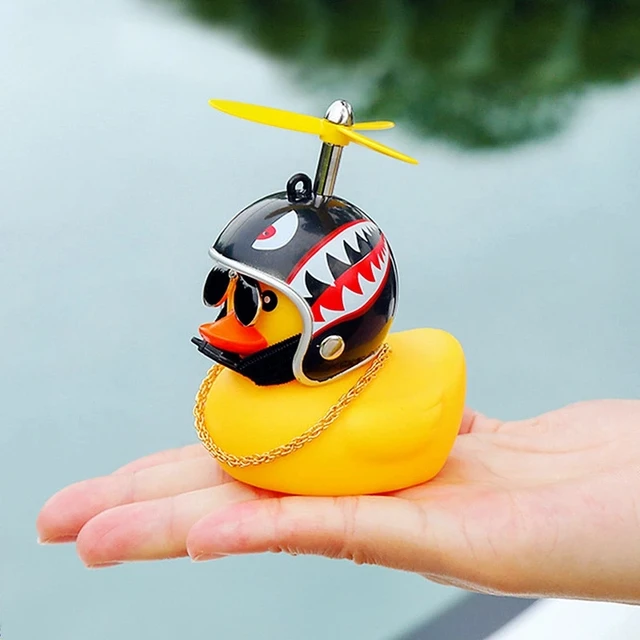 Auto süße kleine gelbe Ente mit Helm Propeller wind brechende wellenbrecher Ente  Auto interne Dekoration ohne Lichter Spielzeug - AliExpress