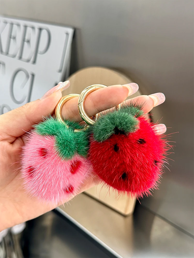  Cute Real Mink Fur Keychain Pendant Plu Ball Bag Car Stberry ape Hanging Ornament Faionable Bag Accory