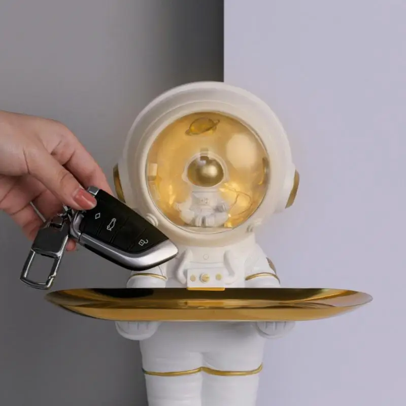 

Creative Astronaut Statue Storage Tray Nordic Home Decor Desk Storage Astronaut Figurine Living Room Table Decor Key Storage