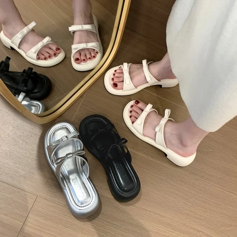 New Summer Women's Slippers 2024 Stylish Peep-toe Low Heel Silver Women's Comfortable Beach Shoes Sapatilas — view 5