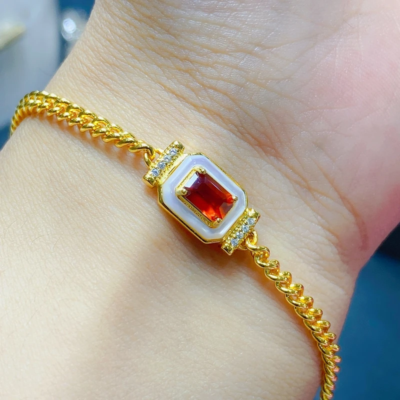 

Натуральный гранатовый браслет, инкрустация серебром 925 пробы, уникальный стиль, можно регулировать по размеру. Женский камень