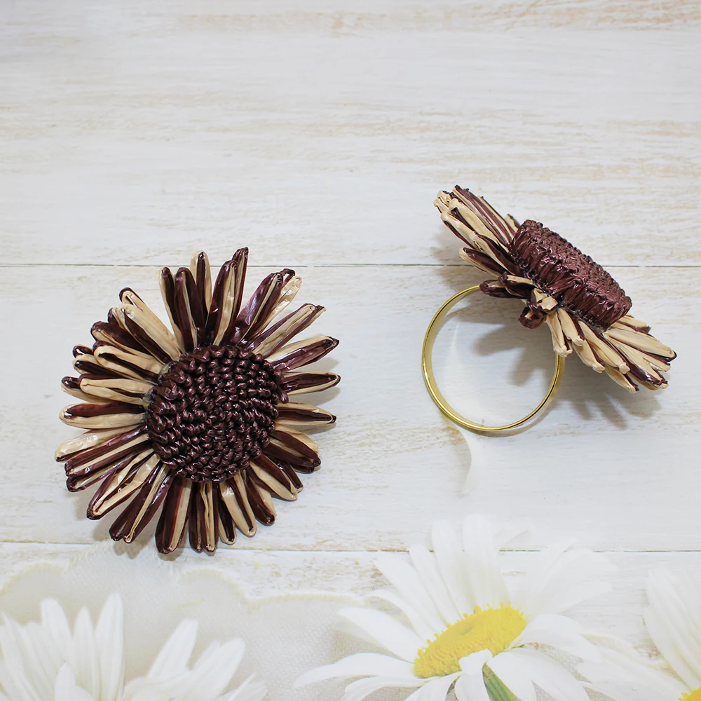 8Pcs Woven Daisy Napkin Rings Handmade Sunflower Farmhouse Napkin Holder for Wedding Thanksgiving Baby Shower Party Table Decor
