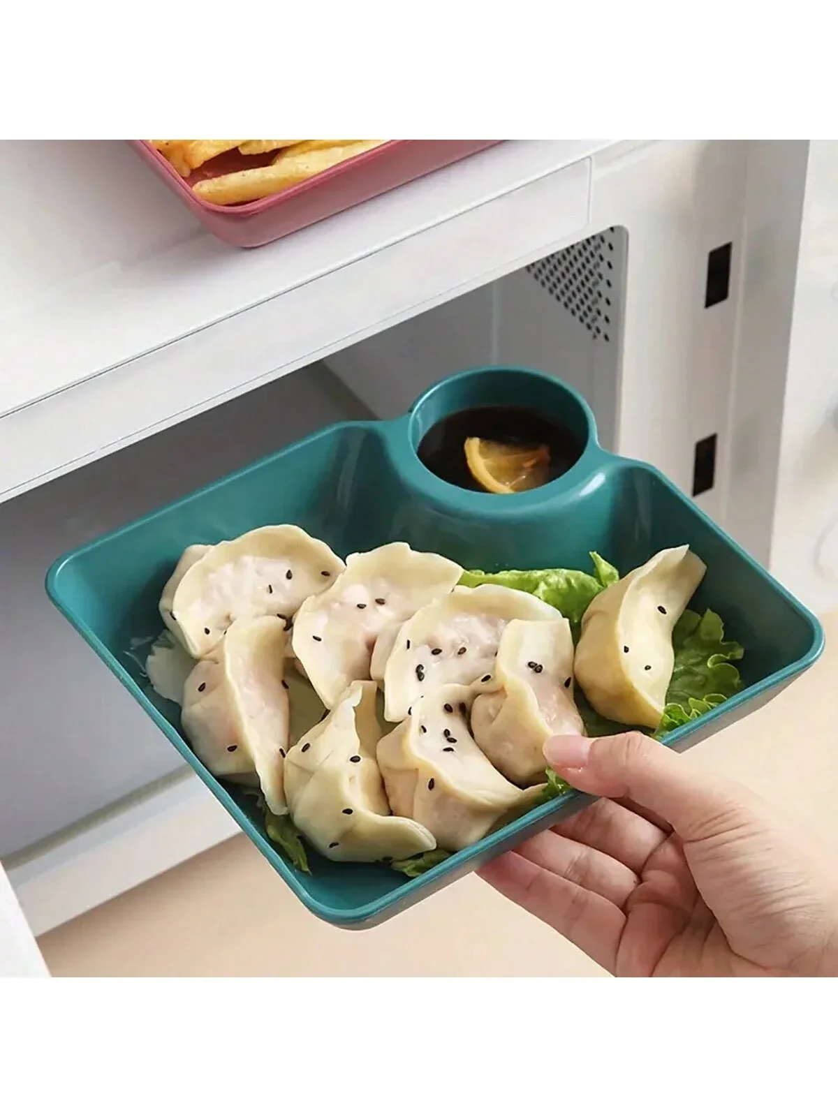 Square-shaped Food Plate 4pcs/set Including Chip Plate Sushi Plate Dumpling And Snack Plate With Sauce Separation Design