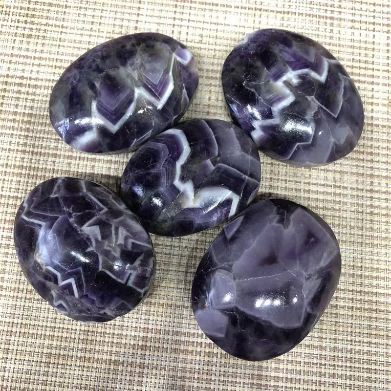 

Natural Dream Amethyst Quartz Crystal Heart Shape Polished Palm Stone Healing Crystals Wholesale Home Decoration 1pcs