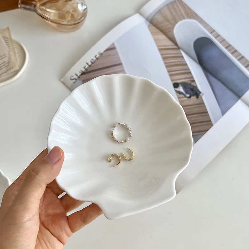 Creative Shell Shaped Ceramic Plate Jewelry Display Storage Trays Candle Plate Holder Household Home Table Decor Photo Props 3