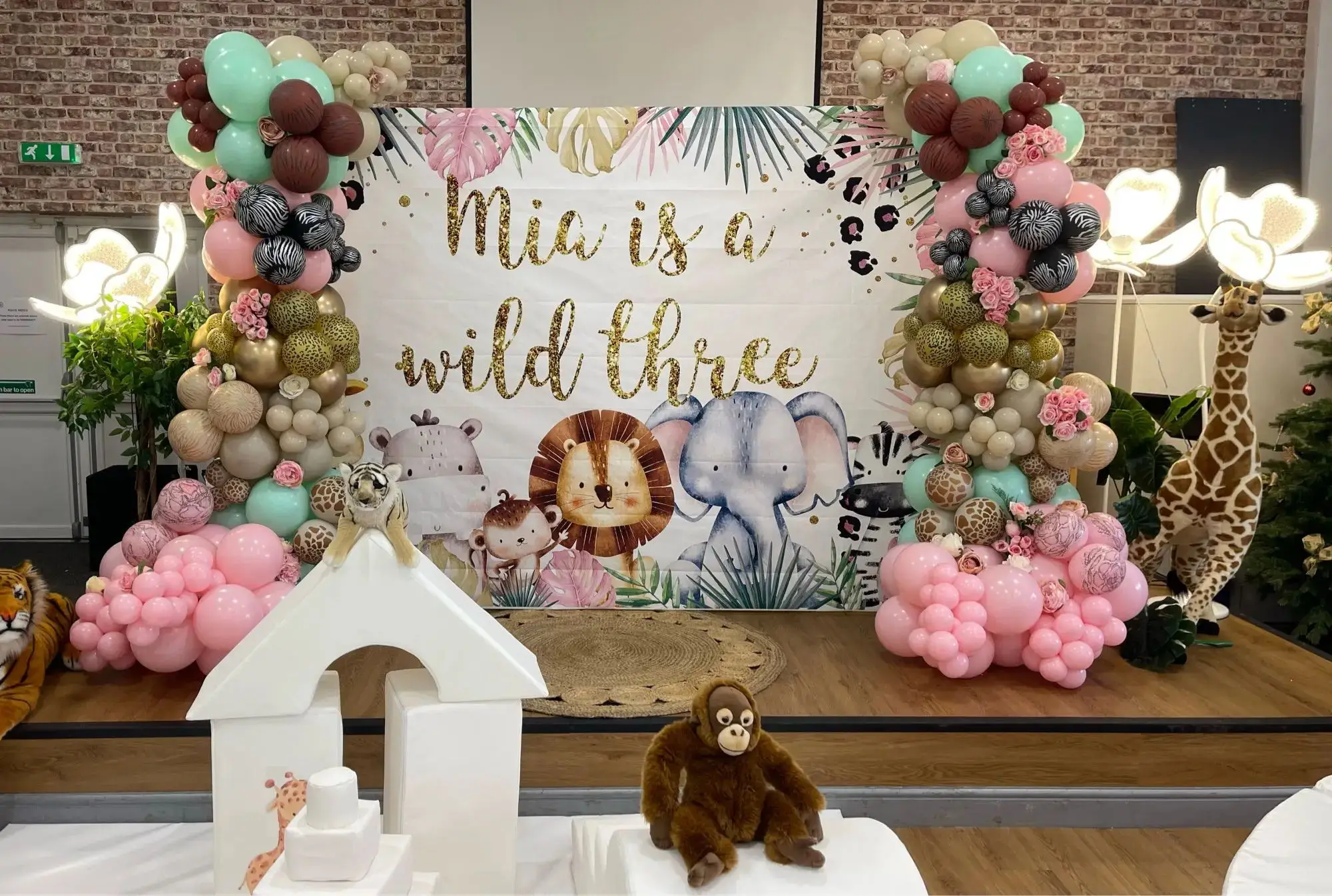 Tropical Jungle Safari Wild One Backdrop Photo Backdrop First Birthday Forest Animal Newborn Baby Shower Birthday Party Photography Background
