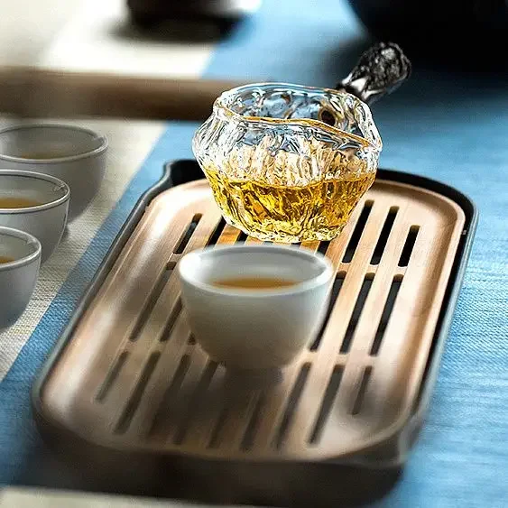 Glass Tea Serving Pitcher Decanter, Wooden Handle, Chinese Gongfu Chahai Tea Pitcher Glass Tea Cup Coffee Milk Pot