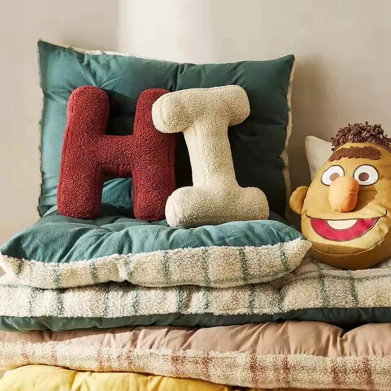 Ins 26 English Letters Plush Throw Pillow Soft Stuffed Kids Toys Dolls Sofa Cushion Room Decor Shooting Props for Children Gifts 4