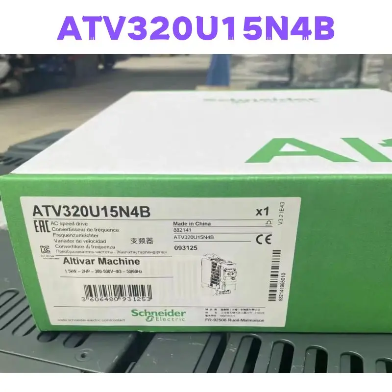 

Совершенно новый оригинальный преобразователь частоты ATV320U15N4B