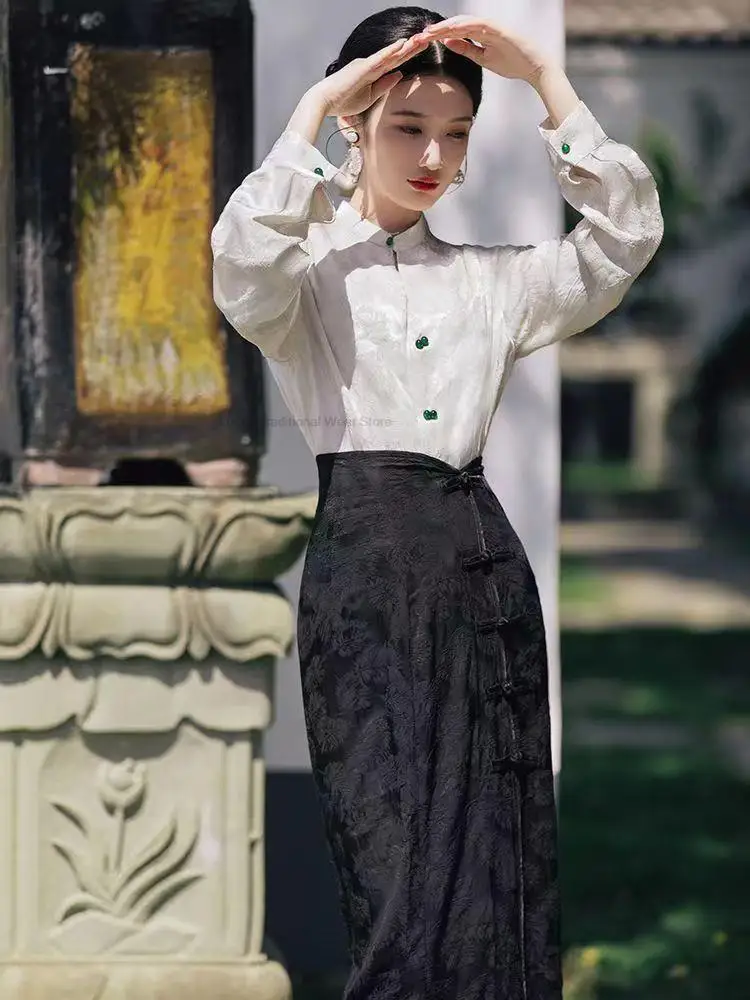 Традиционное винтажное платье Ципао в китайском стиле