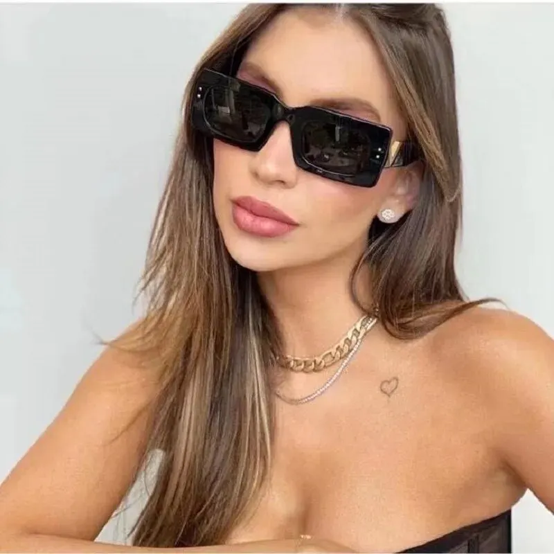 Chic Retro Small Frame Women's Sunglasses - 2023 Edition