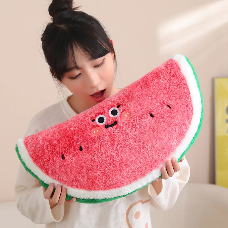 4590cm 재미있는 수박 플러시 베개 빨간 과일 쿠션 반원형 귀여운 얼굴 장식 소파 의자 등받이 플러시