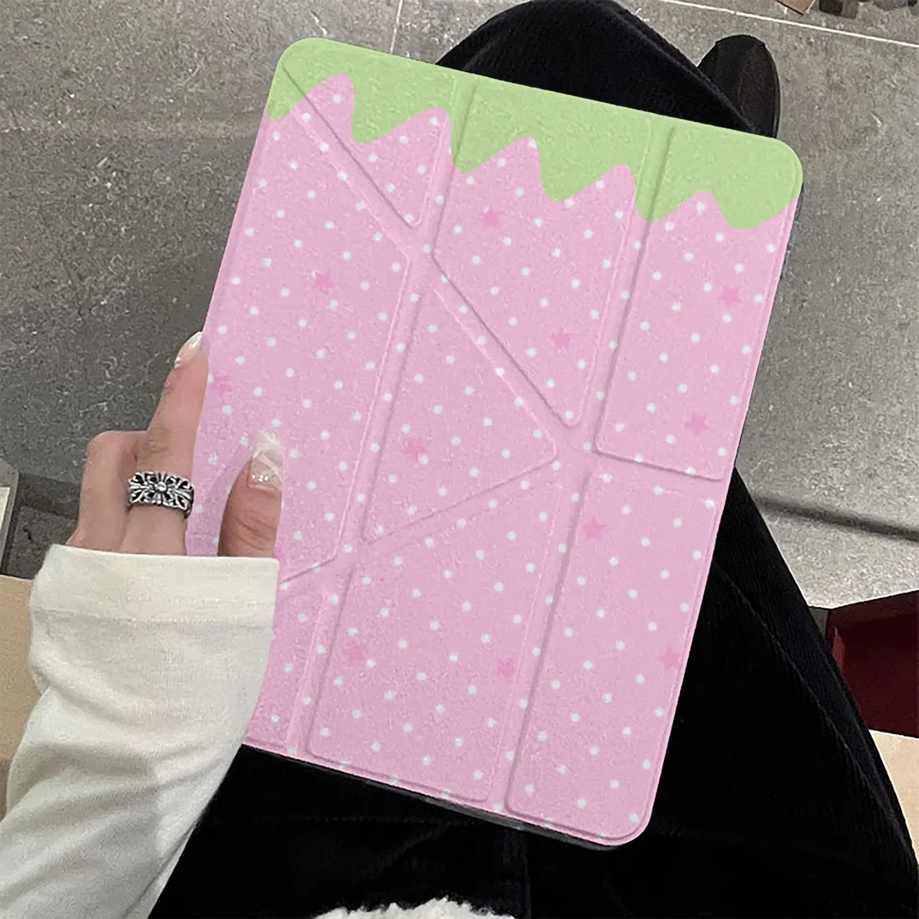 Polka Dots Strawberry Design Smart Tablet Case with Pen Holder and Folded Edge