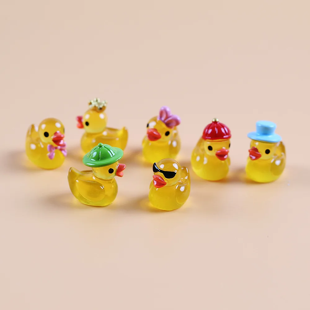 Luminous Resin Mini Yellow Duckling Miniatures Doll House Glow in the-Dark Duck Figurines 100/50pc For DIY Aquarium Garden Decor
