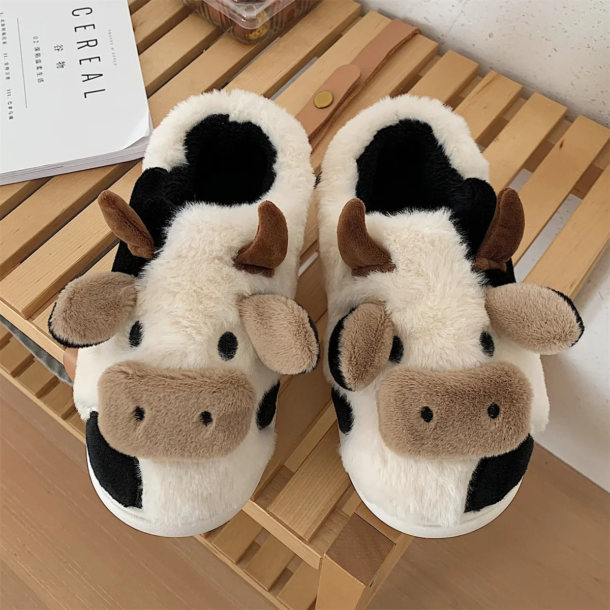 

Soft Cute Cow Cotton Slippers Winter Students Home Non-slip Slippers Winter Warm Couple Cartoon Milk Cow Fluffy Fur Slippers