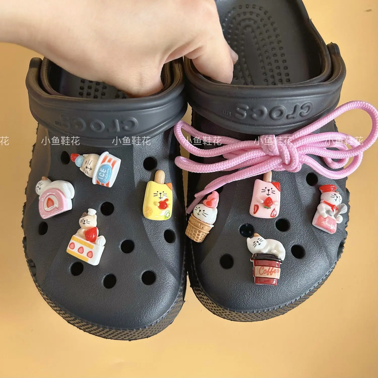 

Gourmet Cat Series Croc Charms Designer DIY Cute Footwear Decoration Lovely Accessories Funny Adornment for Clogs Sandals Gift