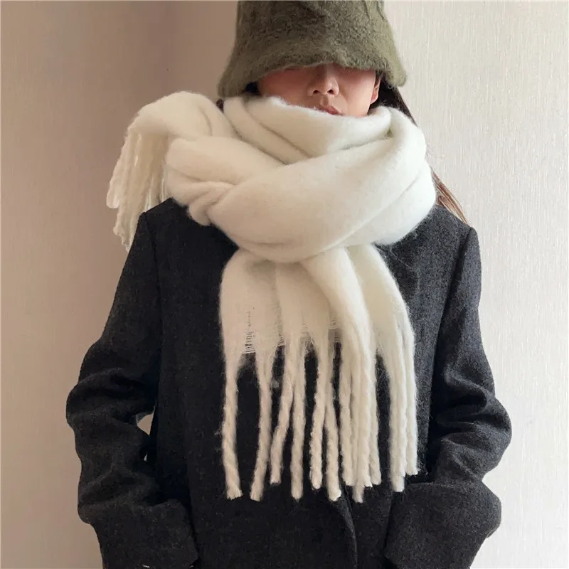 Winter Women&rsquo;s Scarfs Cashmere Shawls Wraps Female Solid Long Hijab Stoles Pashmina Bufanda Tassel Autumn Lady Headband