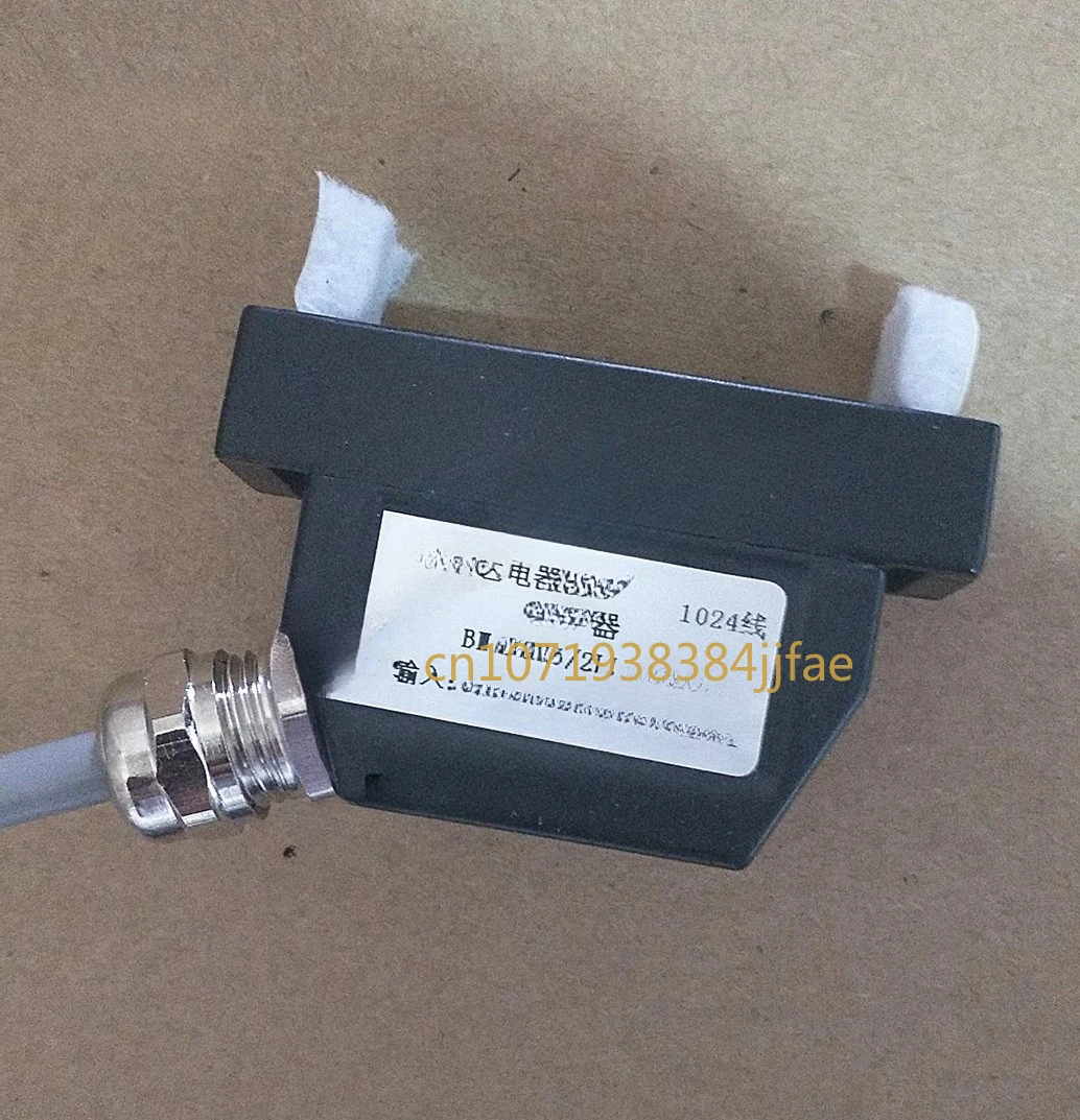 

Магнитный фрезерный станок с ЧПУ, семейная линия индивидуального использования, 1024, salida 26LS31