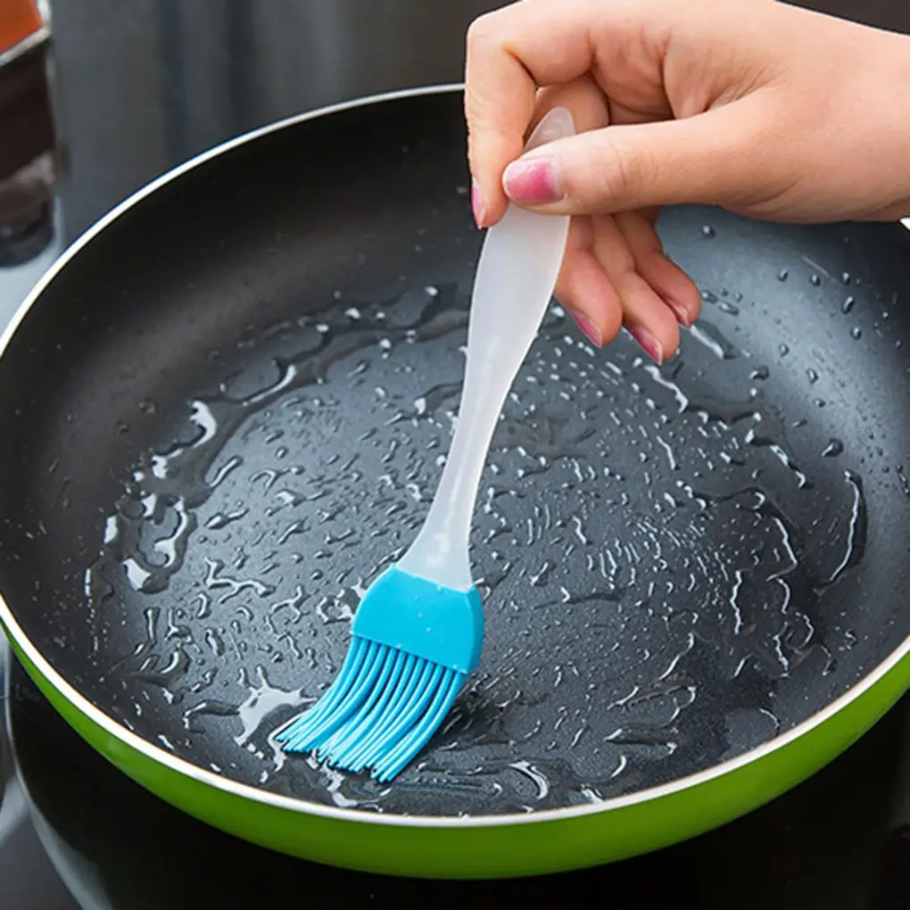 BBQ Oil Brush Silicone Baking Bakeware Bread Cook Brushes Pastry Oil BBQ Basting Brush Tool Color Random oil brush silicone basting brush