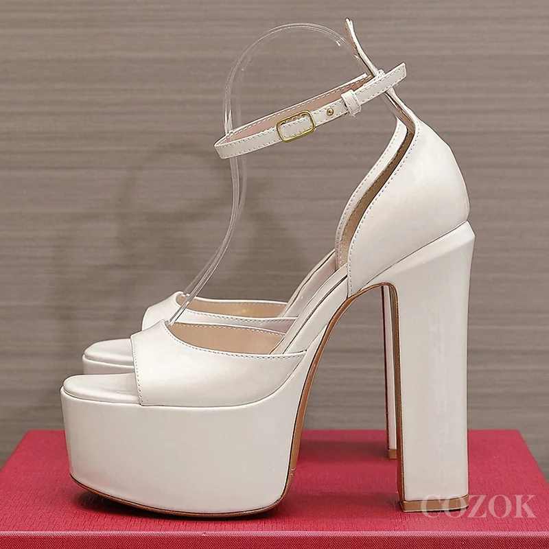 

Summer High-Quality Sandals Female New Round Head Open Toe Design Platform High Heels Same Style As Celebrities Ladies Pumps