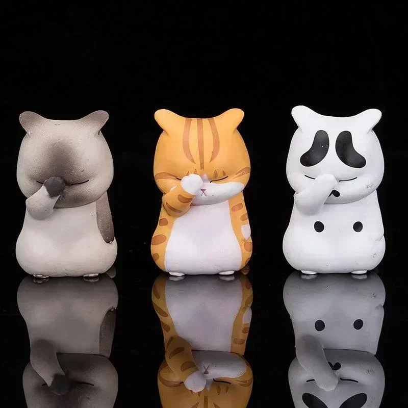 Creative Decor Crafts Pet Cat Figurine Model Figure Mini Animals Ornament Kid Gift Cute is Suitable as an Ornament