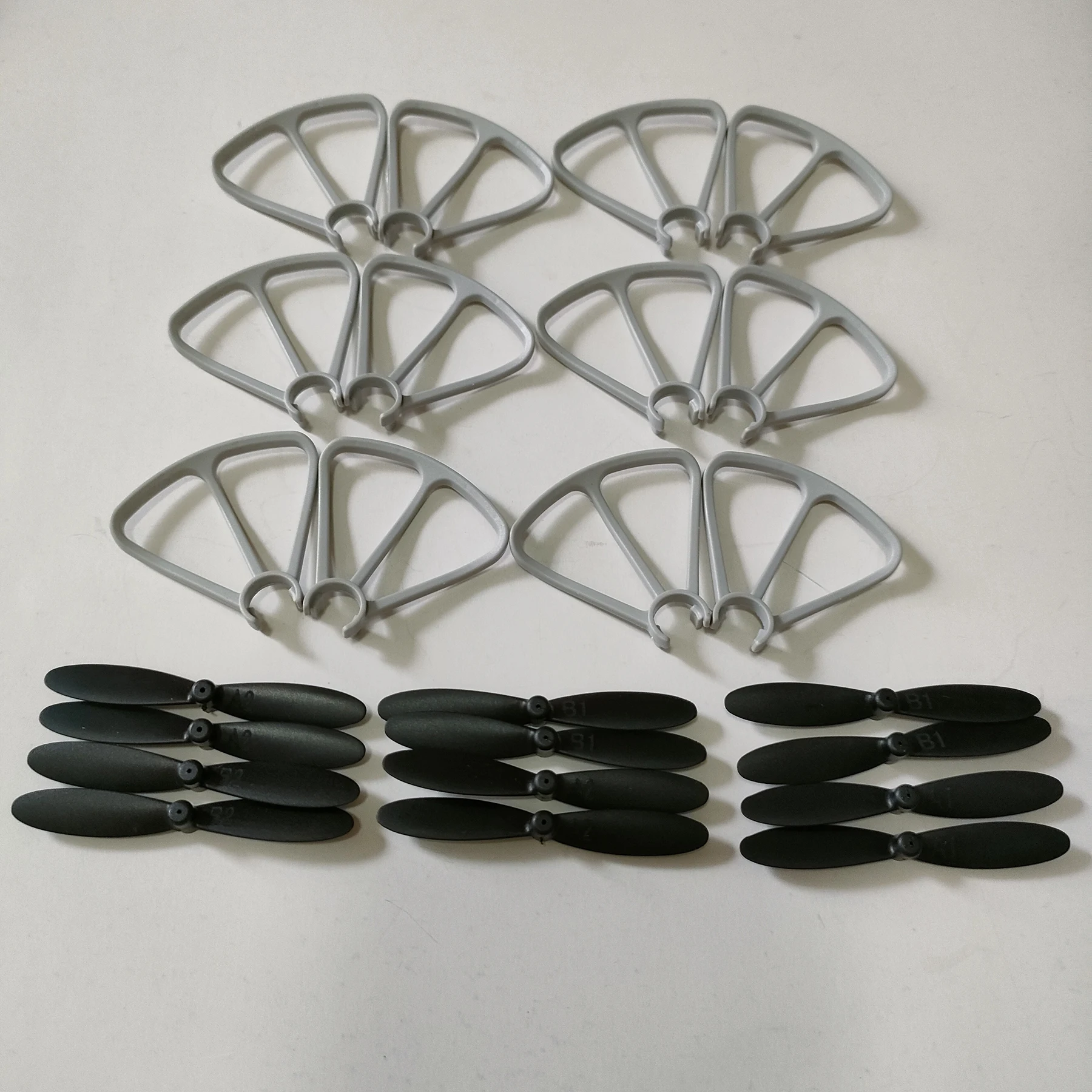 

4DRC V9 Mini Drone Propeller Props Main Blade Wings Protective Frame Guard Spare Part Kit 4D-V9 Replacement Accessory