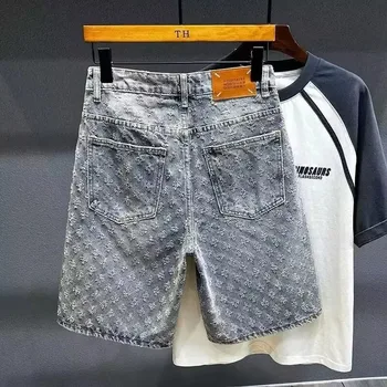2025 American style new denim shorts for men in summer, loose straight tube, perforated jacquard, high-end feeling, five point 1