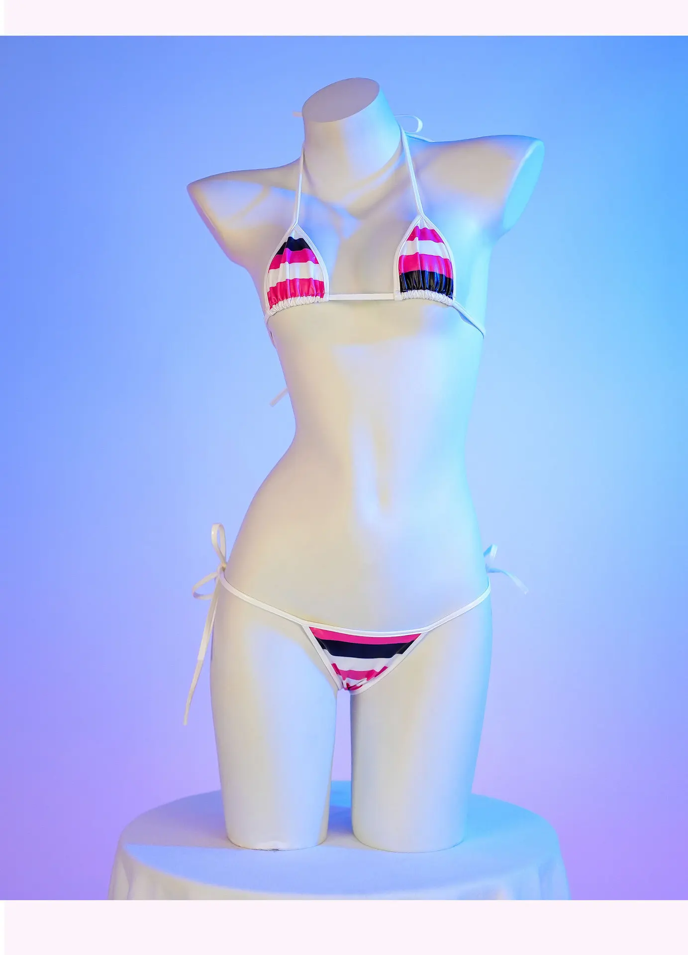 Leather bikini set with stripe print - Model wearing product