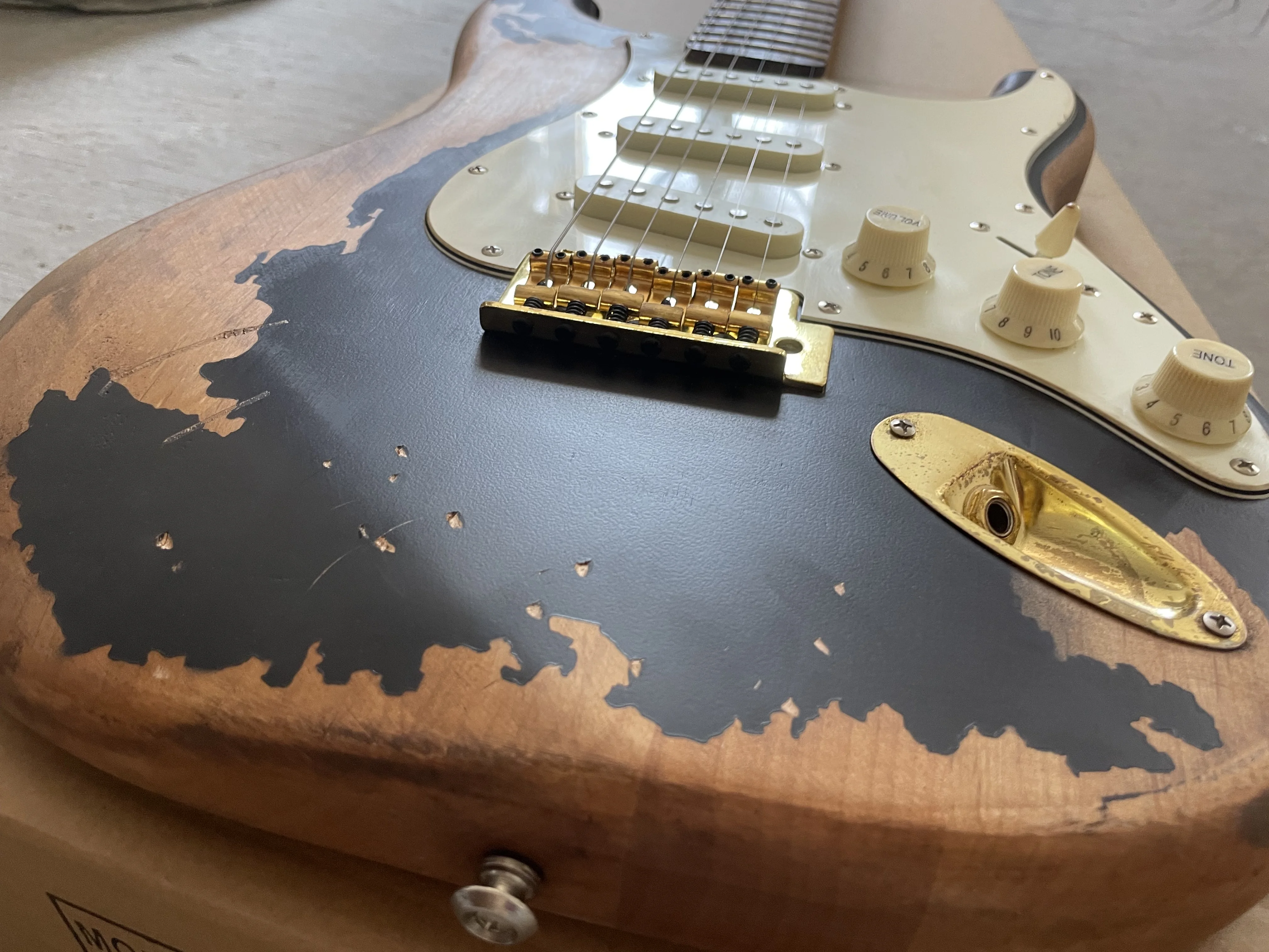 John Mayer Black one electric guitar Aged deluxe handed relics