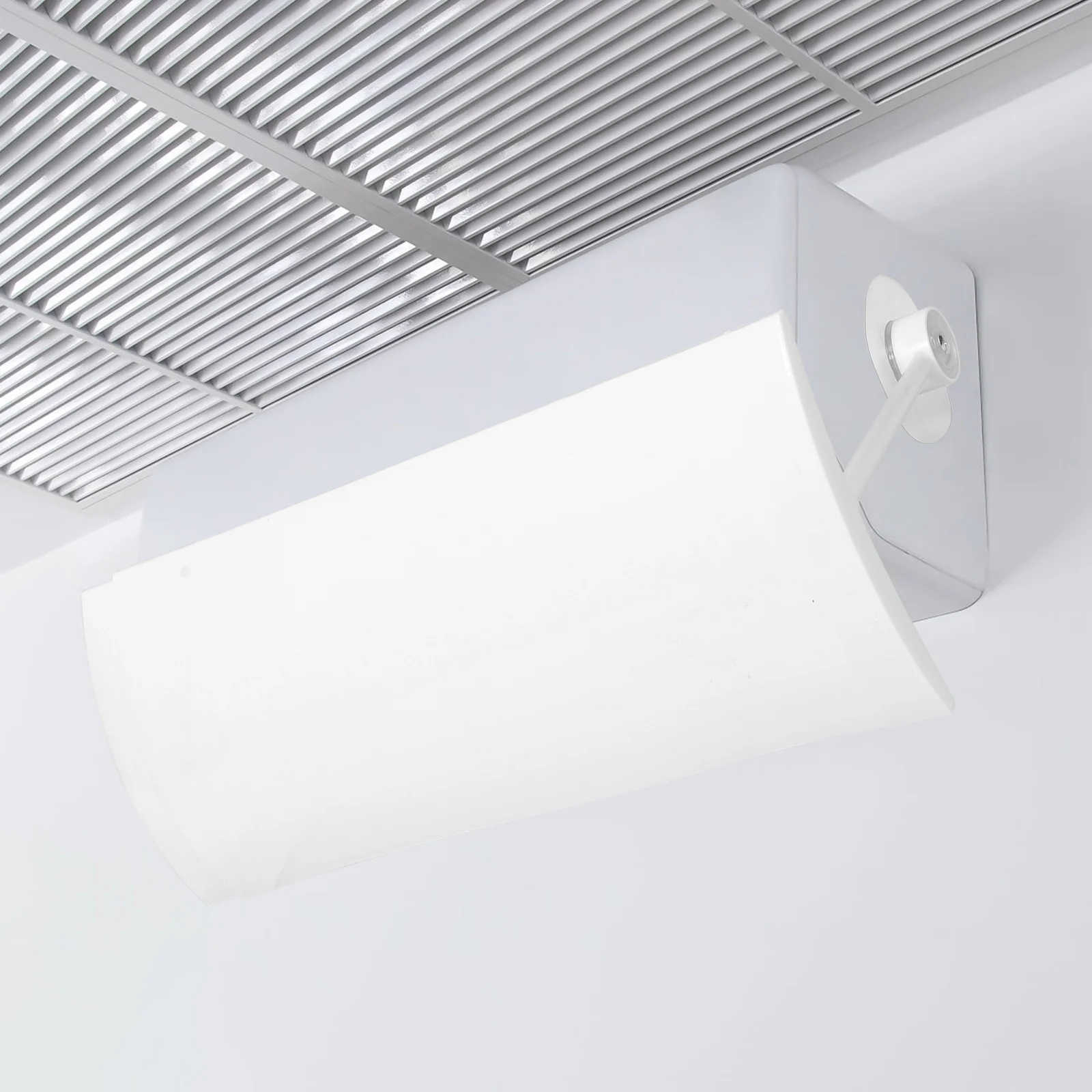 Universal Air Windshield Conditioning Infant Conditioner Deflector Plastic Vent Baffle