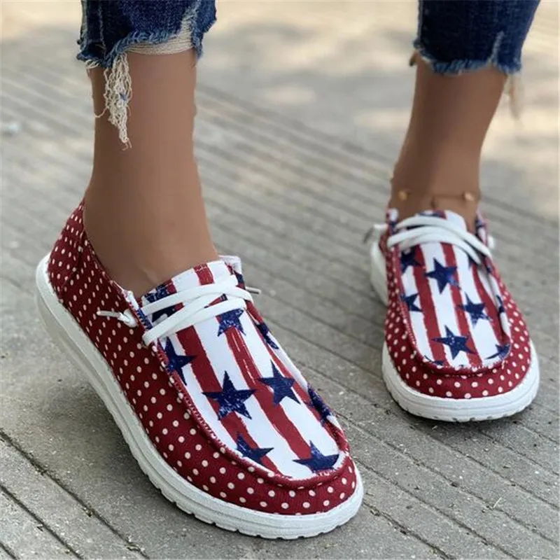 

2023 New Canvas Shoes Woman Light Weight Slip-on Flat Sneakers Ladies Summer Breathable Cloth Loafers Brand Design Print