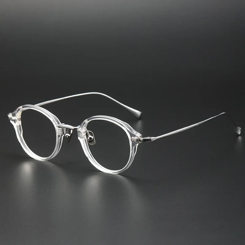 прозрачный