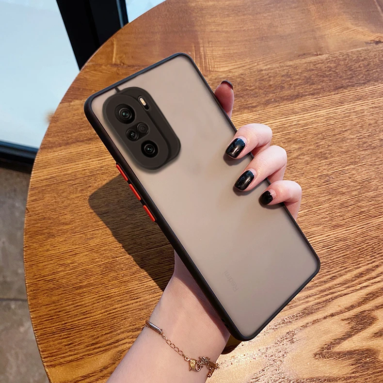 Lens Protector Phone Case with Enhanced Protection and Stylish Design