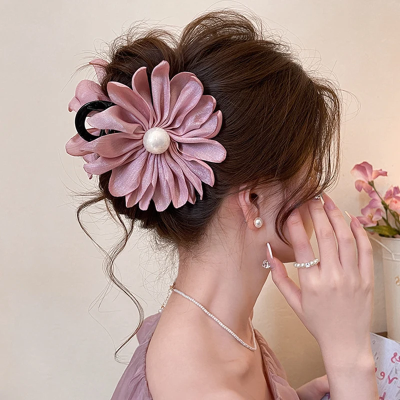 دبوس شعر على شكل زهرة من نسيج اللؤلؤ، مشبك شعر على شكل قرش