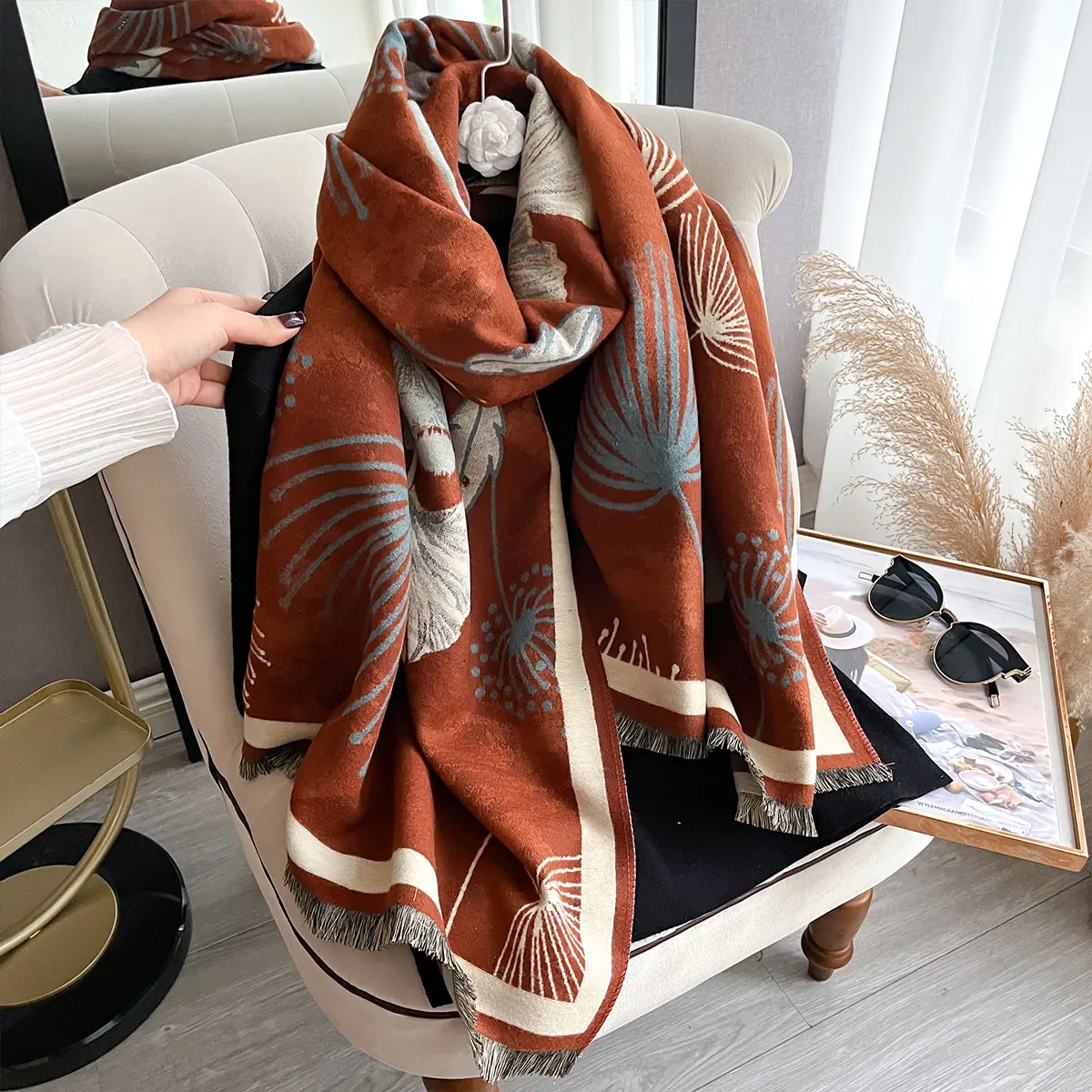New Women Fashion Brand Ginkgo leaf Scarf Luxury Autumn Winter Warm Shawls Print Scarve Pashmina Mujer Femme Foulard Bufanda