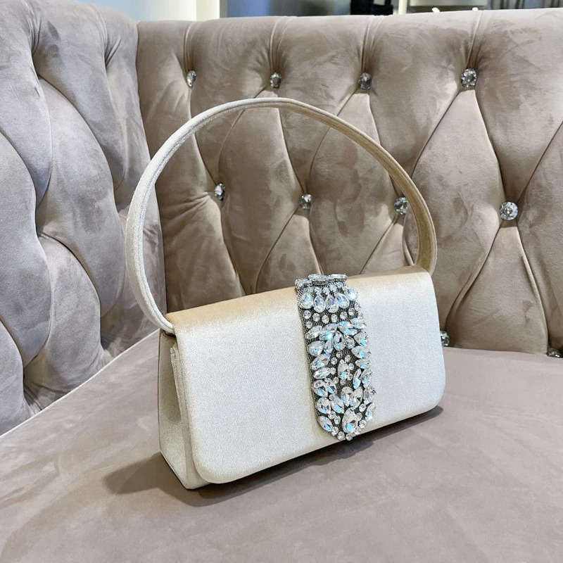 thumbnail image 1 of Bolsos de noche para mujer, bolsos de diseñador de lujo, monedero, novedad 2023, en satén adornado con imitación brillante, bandolera pequeña, 1 of 5